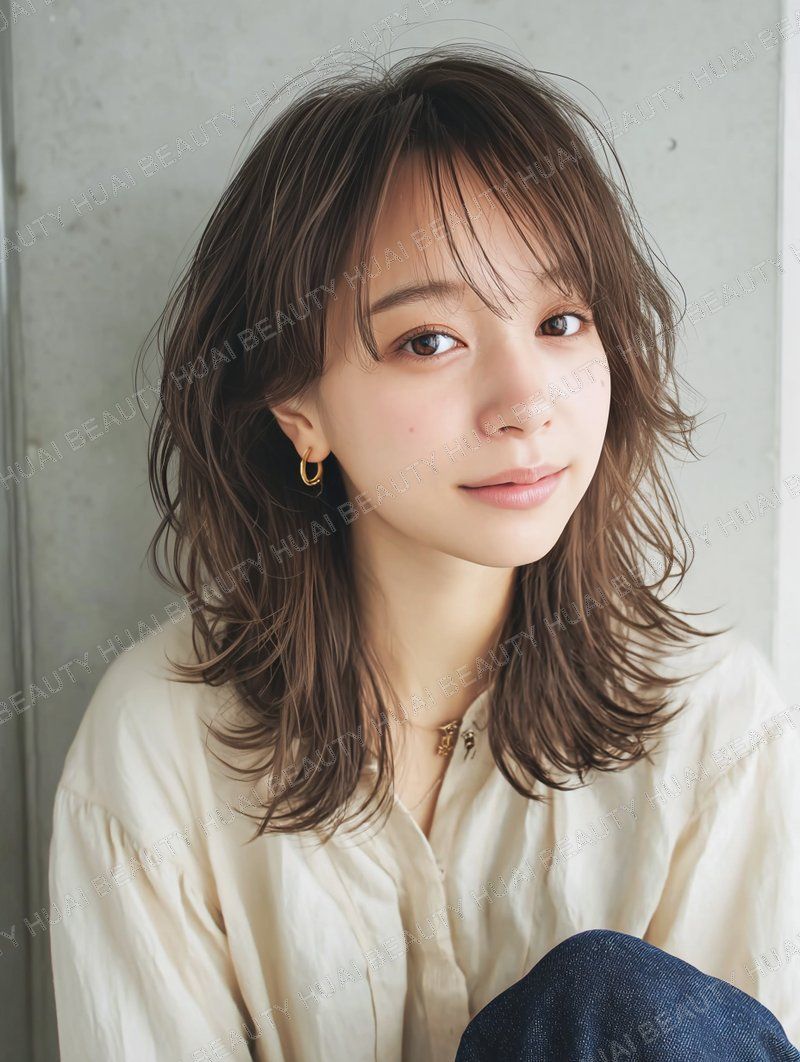 モカブラウンのレイヤーミディアム - 大人カジュアル系
